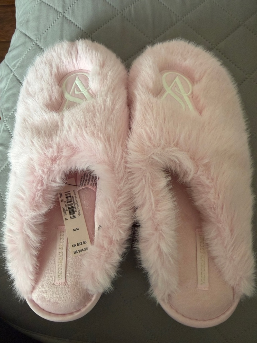 Victoria's Secret Soft Pink Fuzzy Slip-On Slippers